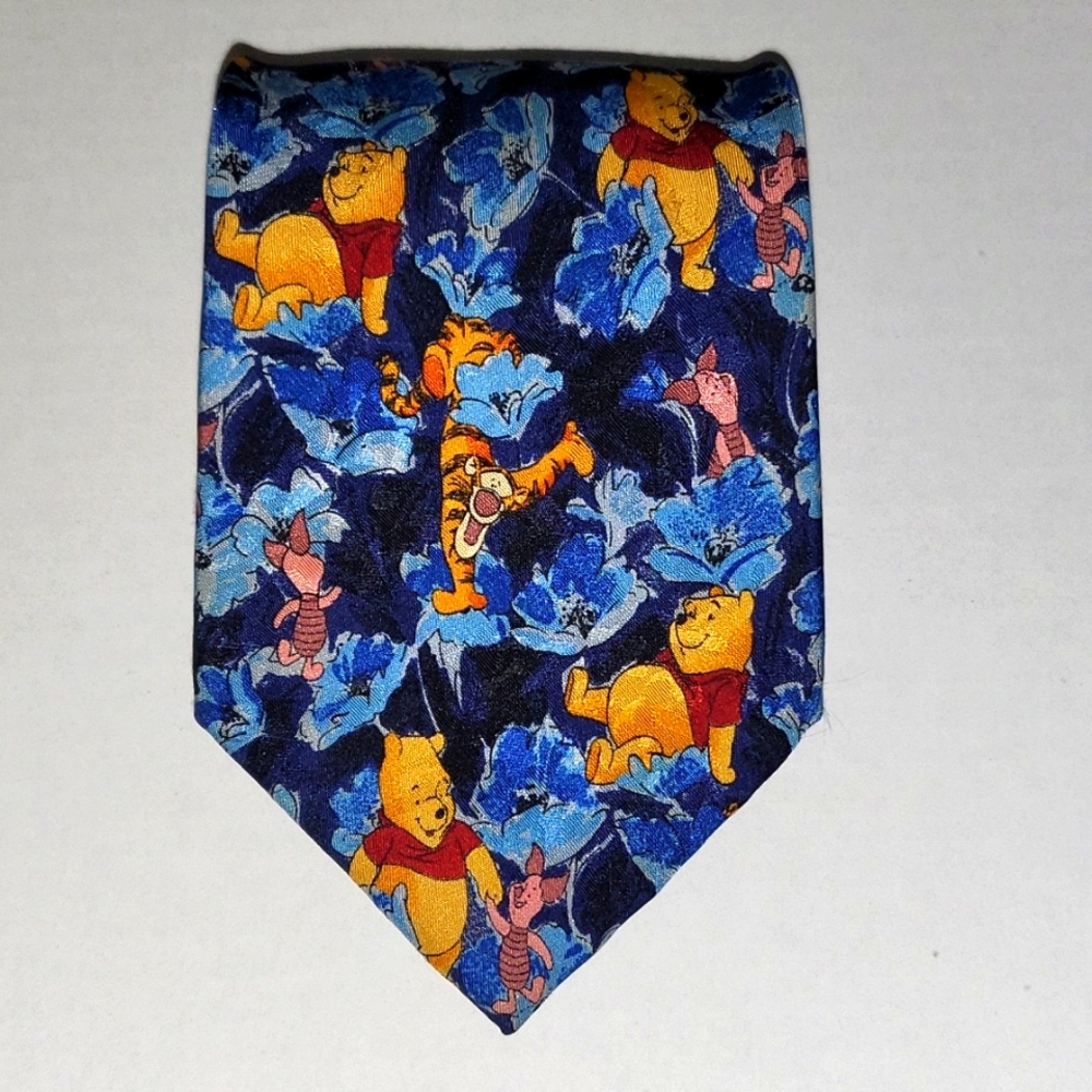 Disney Pooh Vintage Men's Tie